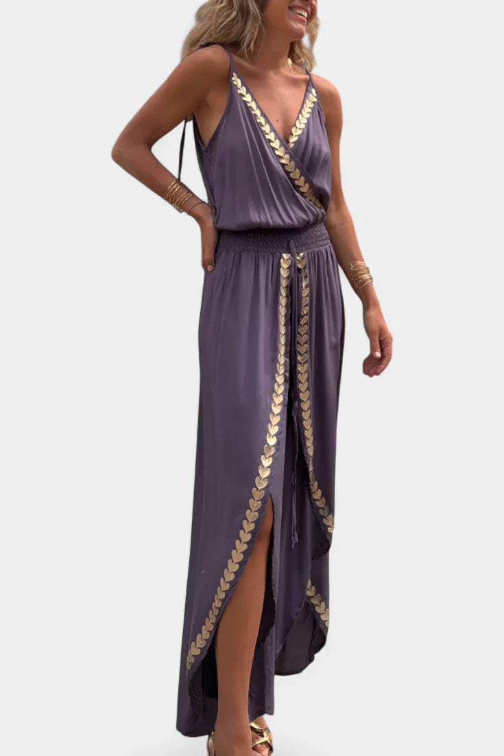 Donatila™ | Luxe Jumpsuit met Gouden Afwerking en Zijsplit