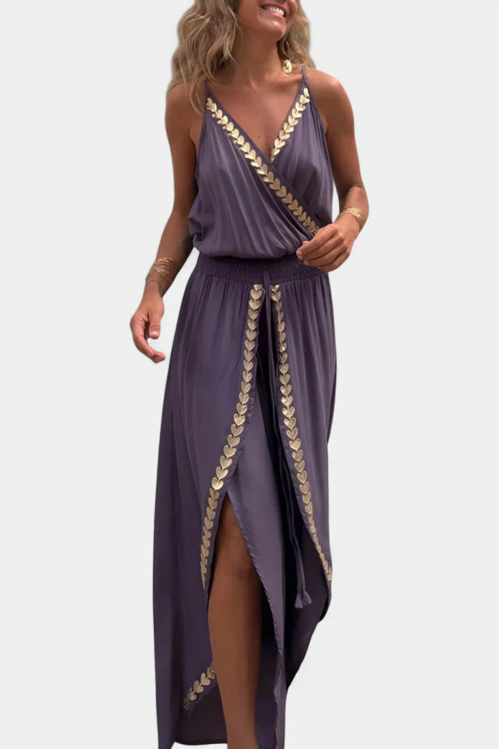 Donatila™ | Luxe Jumpsuit met Gouden Afwerking en Zijsplit